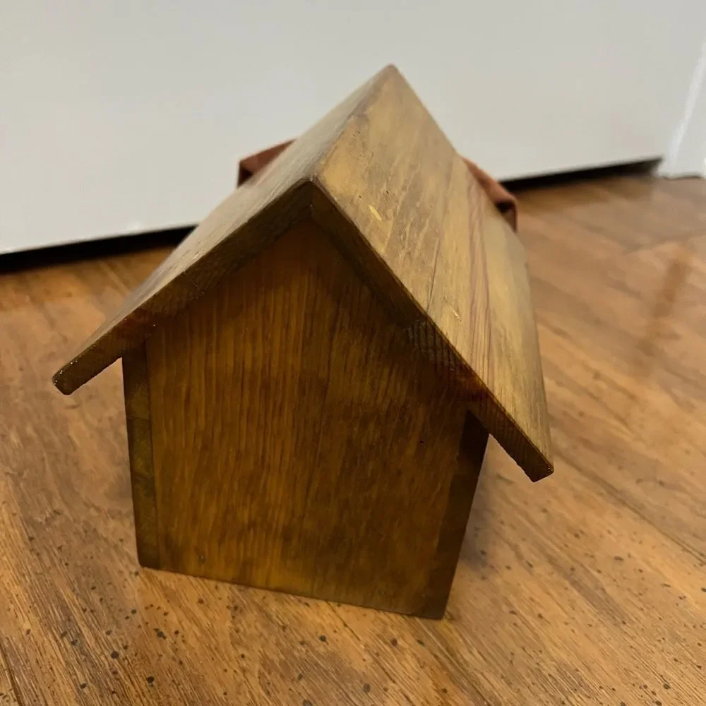 Vtg Music Box Wood Doghouse 